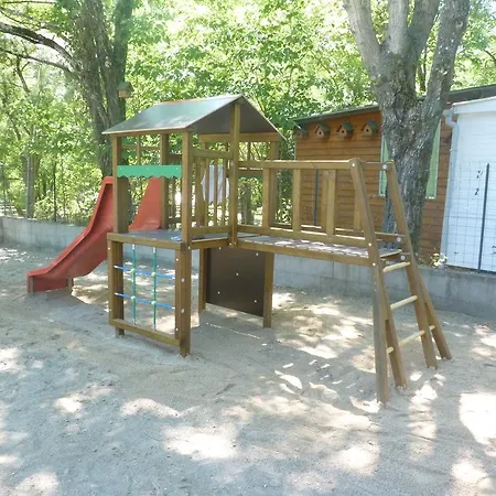 Parque de Campismo Les Gorges De L'herault Sumène
