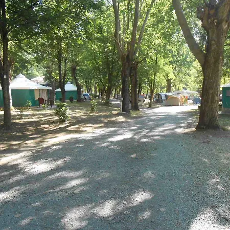 Les Gorges De L'herault Parque de Campismo Sumène